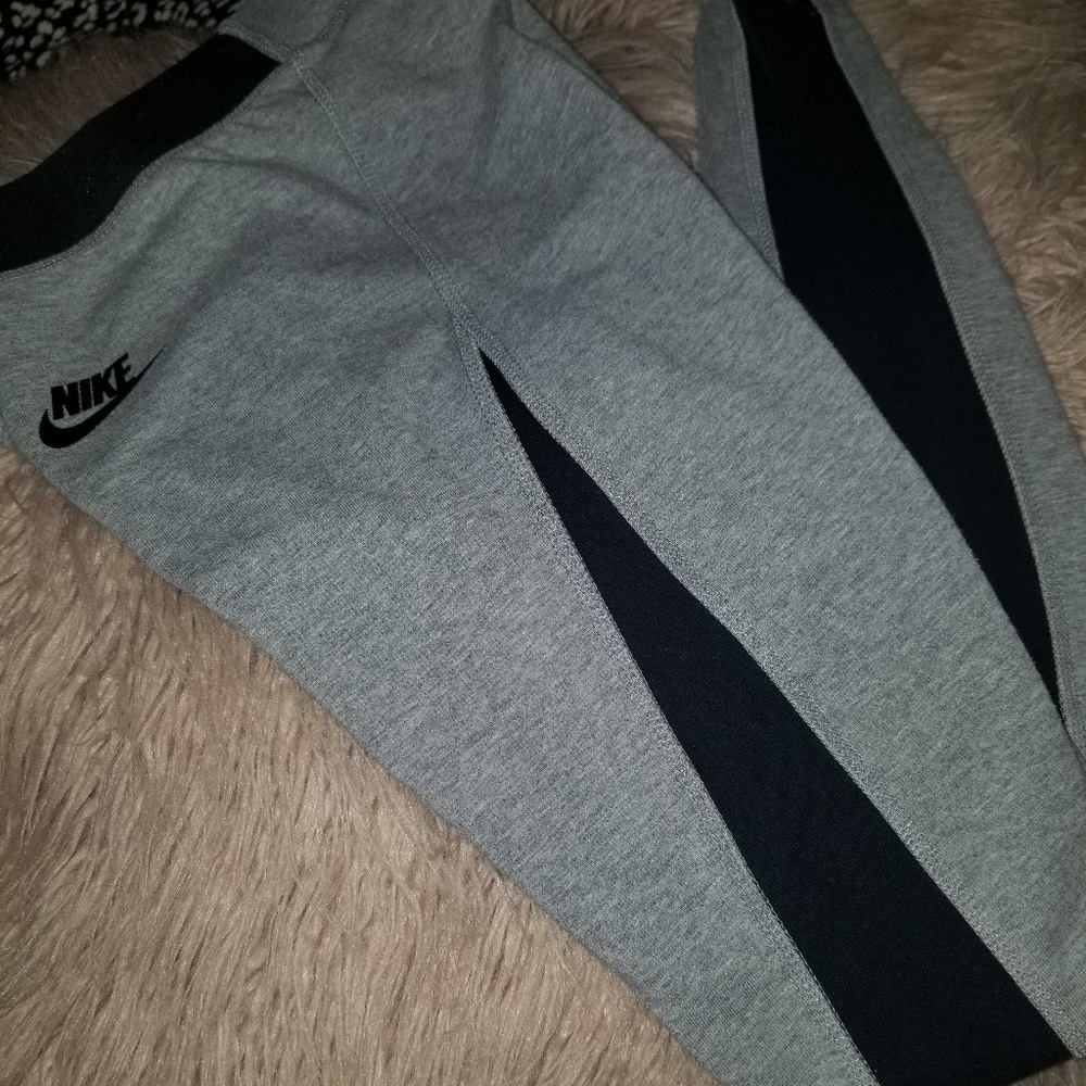NIKE gray and black high waisted leggings